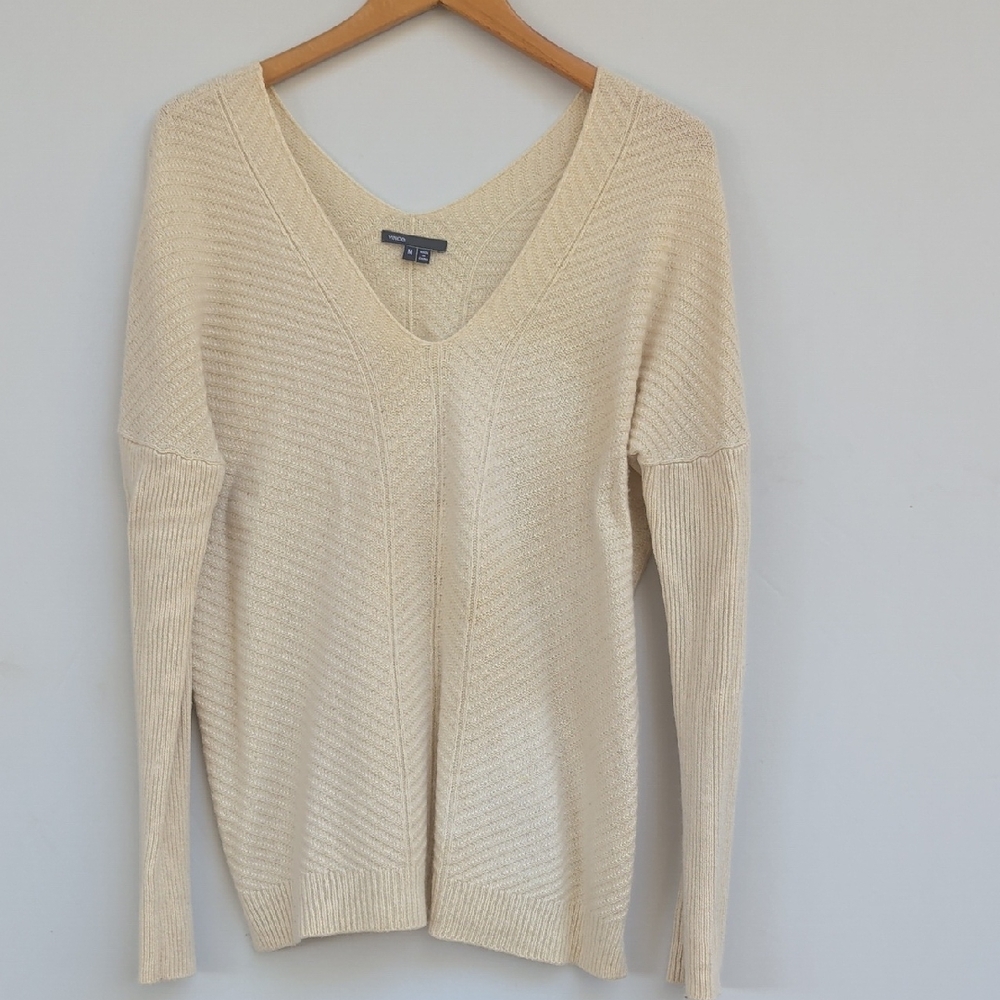 Vince Knit Cream V-Neck Sweater - Medium